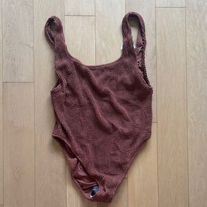 Volcom one pièce brand new with tags